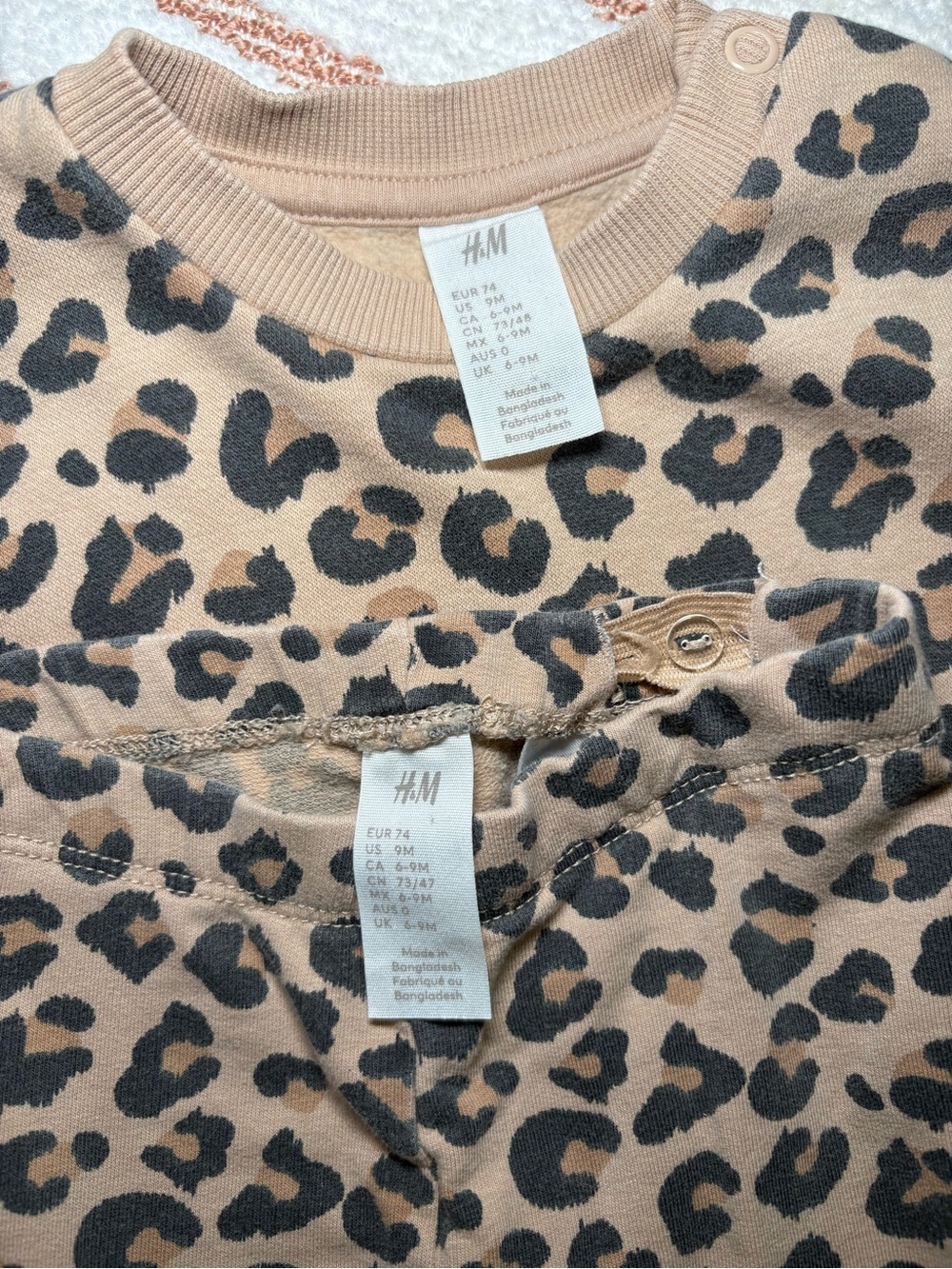 Bundle for free shipping. H&M Baby Leopard Matching Set - Picture 3 of 6